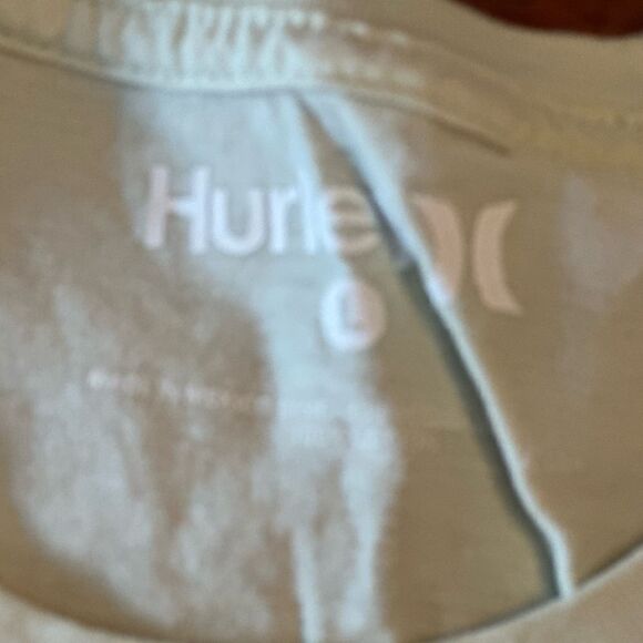 EUC Mint Hurley TeeShirt - Picture 3 of 3